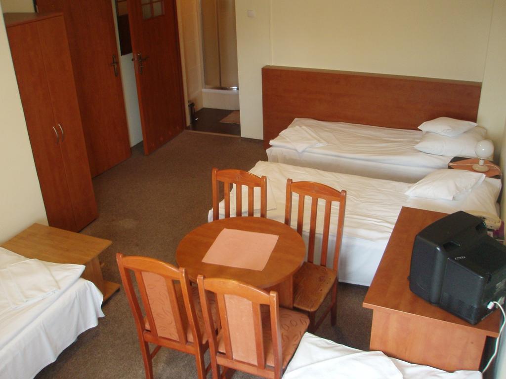 Hotel Bosir Białystok Szoba fotó